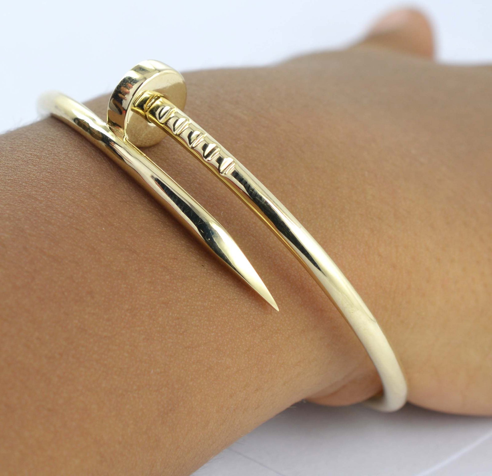 Cartier Style 18KT Solid Yellow Gold Bangle: Cartier style 18KT Solid Yellow Gold Bangle