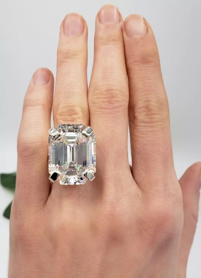 HUGE & RARE 50 Ct Certified Treated Off White Diamond Engagement Ring.925 Silver: HUGE & RARE 50 Ct Certified Treated Off White Diamond Engagement Ring.925 Silver - Ring Size US 8 - Diamond Color - Off White Origin of Diamond - Brazil Species - Earth Mined Treated - HPHT Clarity - 