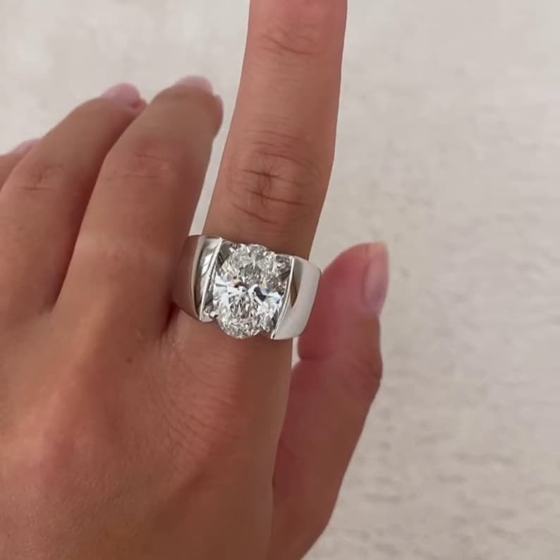 Certified 6 Carat 14KT Solid White Gold Lab Grown Diamond Oval Cut Engagement Ring: Certified 6 Carat 14KT Solid White Gold D VVS1 Lab Grown Diamond Oval Cut Engagement Ring - Ring Size US 7.5