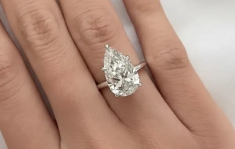 Certified 6.5 Carat Pear Cut D VVS1 Lab Grown Diamond 14kt Solid White Gold Engagement Ring: Certified 6.5 Carat Pear Cut D VVS1 Lab Grown Diamond 14kt Solid White Gold Engagement Ring - Ring Size US -7