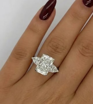 Certified 5 Carat Radiant Cut D VVS1 Lab Grown Diamond 14kt Solid White Gold Engagement Ring: Certified 5 Carat Radiant Cut D VVS1 Lab Grown Diamond 14kt Solid White Gold Engagement Ring - Side Stone Lab Grown Diamonds 0.80 CT Pear Cut VS1 D Color - Ring Size US 6.5