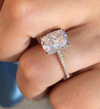 Certified 2.5 Ct Long cushion Cut D VVS1 Lab Grown Diamond 14kt Solid White Gold Engagement Ring: Certified 2.5 Ct Long cushion Cut D VVS1 Lab Grown Diamond 14kt Solid White Gold Engagement Ring - Side Stone Lab Grown Diamonds 0.30 CT Round Cut VS1 E Color - Ring Size US 6