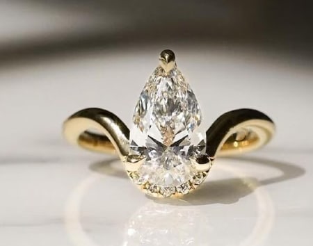 Certified 2.5 Ct Pear Cut D VVS1 Lab Grown Diamond 14kt Solid Yellow Gold Engagement Ring: Certified 2.5 Ct Pear Cut D VVS1 Lab Grown Diamond 14kt Solid Yellow Gold Engagement Ring - Side Stone Lab Grown Diamonds 0.10 CT Round Cut VS1 E Color - Ring Size US 6.5