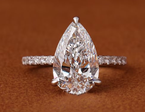 Certified 3 Ct Pear Cut D VVS1 Lab Grown Diamond 14kt Solid White Gold Engagement Ring: Certified 3 Ct Pear Cut D VVS1 Lab Grown Diamond 14kt Solid White Gold Engagement Ring - Side Stone Lab Grown Diamonds 0.40 CT Round Cut VS1 E Color - Ring Size US 6