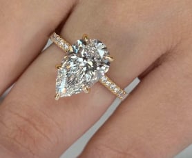 Certified 2.5 Ct Pear Cut D VVS1 Lab Grown Diamond 14kt Solid Rose Gold Engagement Ring: Certified 2.5 Ct Pear Cut D VVS1 Lab Grown Diamond 14kt Solid Rose Gold Engagement Ring - Side Stone Lab Grown Diamonds 0.20 CT Round Cut VS1 E Color - Ring Size US 6.5