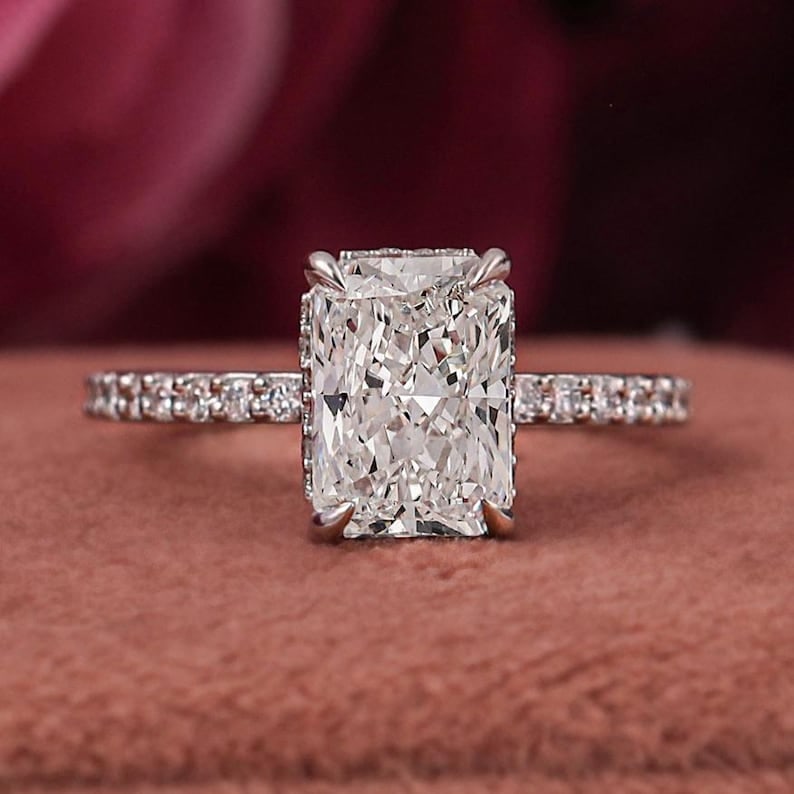 5.50 Carat Radiant Cut Certified D VVS1 Lab Grown Diamond in 14KT Solid White Gold Engagement Ring: 5.50 Carat Radiant Cut Certified D VVS1 Lab Grown Diamond in 14KT Solid White Gold Engagement Ring -Side Stone Lab Grown Diamonds VVS1 D color Round cut 0.30 ct - Excellent Luster -& Free Shipping - R