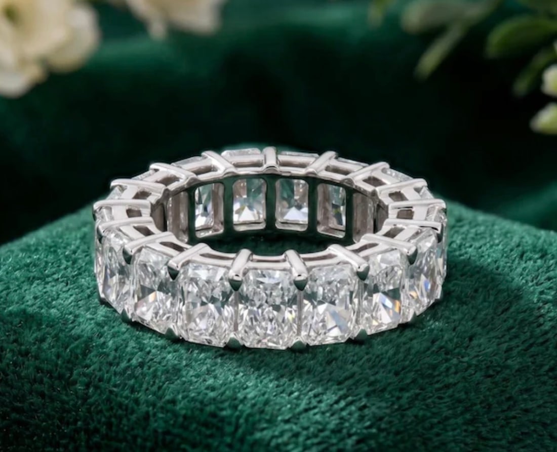 12.00 Carat Radiant Cut Certified D VVS1 Lab Grown Diamond in 14KT Solid White Gold Band: 12.00 Carat Radiant Cut Certified D VVS1 Lab Grown Diamond in 14KT Solid White Gold Engagement Band- Excellent Luster -& Free Shipping - Ring Size US 7