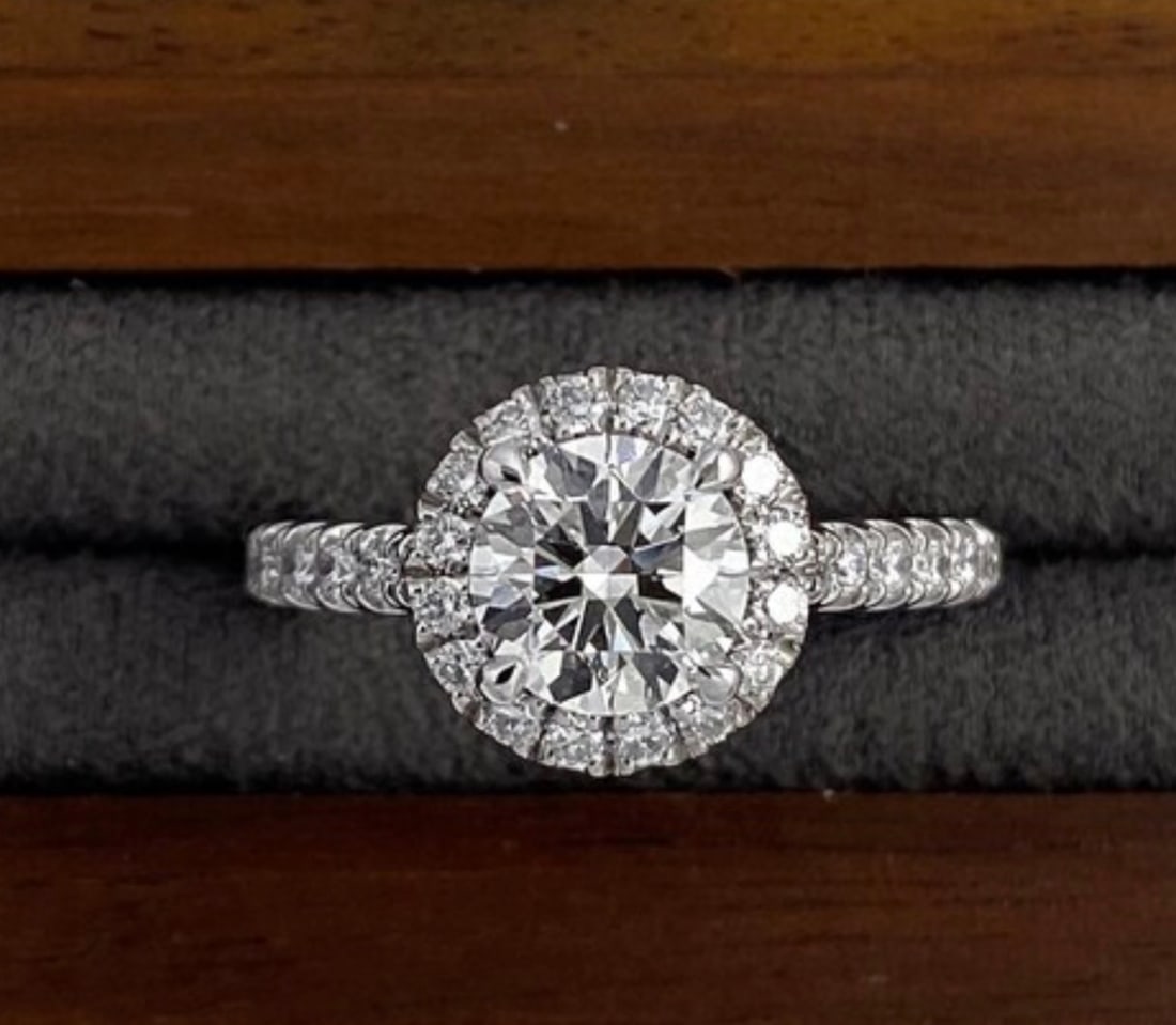 3.00 Carat Round Cut Certified D VVS1 Lab Grown Diamond in 14KT Solid White Gold Engagement Ring: 3.00 Carat Round Cut Certified D VVS1 Lab Grown Diamond in 14KT Solid White Gold Engagement Ring - Side Stone Lab Grown Diamonds VVS1 D color Round cut 0.80 ct - Excellent Luster -& Free Shipping - Ri
