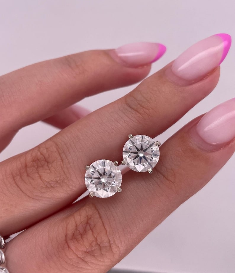 3.00 Carat Round Cut Certified D VVS1 Lab Grown Diamond in 14KT Solid White Gold Earrings: 3.00 Carat Round Cut Certified D VVS1 Lab Grown Diamond in 14KT Solid White Gold Earrings - Excellent Luster -& Free Shipping -