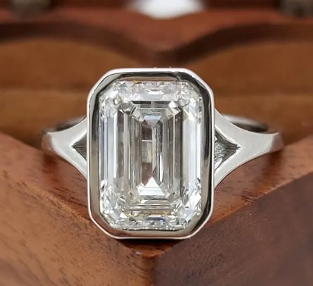 3.00 Carat Emerald Cut Certified D VVS1 Lab Grown Diamond in 14KT Solid White Gold Engagement Ring: 3.00 Carat Emerald Cut Certified D VVS1 Lab Grown Diamond in 14KT Solid White Gold Engagement Ring - Ring Size US - 6