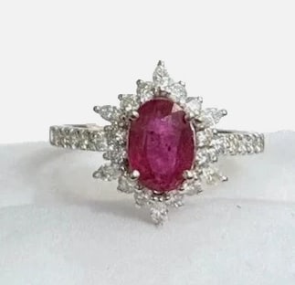 2.70 CT Oval Cut Certified Natural Ruby & Natural Diamonds 14KT Solid White Gold Engagement Ring: 2.70 CT Oval Cut Certified Natural Ruby & Natural Diamonds 14KT Solid White Gold Engagement Ring -Side Stone Real Diamonds SI1 - H Color 0.50 ct - Ring Size US 6