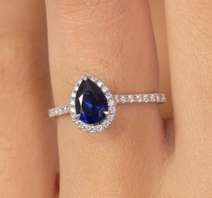 2.5 CT Pear Cut Certified Natural Blue Sapphire & Natural Diamonds 14KT Solid White Gold Engagement: 2.5 CT Pear Cut Certified Natural Blue Sapphire & Natural Diamonds 14KT Solid White Gold Engagement Ring - Side Stone Real Diamonds SI1 - H Color 0.30 ct - Ring Size US 7
