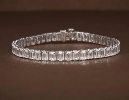 10.00 Carat Emerald Cut Certified D VVS1 Lab Grown Diamond in 14KT Solid White Gold Tennis: 10.00 Carat Emerald Cut Certified D VVS1 Lab Grown Diamond in 14KT Solid White Gold Tennis Bracelet 7.5 Inch