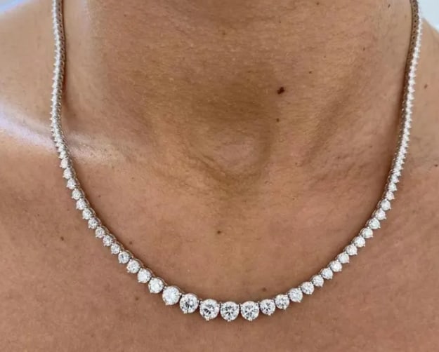 Certified 4.00 Carat Graduated Round Brilliant Lab Grown Diamond Tennis Necklace in 14K White Gold |: 4.00 Carat Graduated Round Brilliant Lab Grown Diamond Tennis Necklace in 14K White Gold | D VVS1 Classic Luxury Necklace 18 Inch