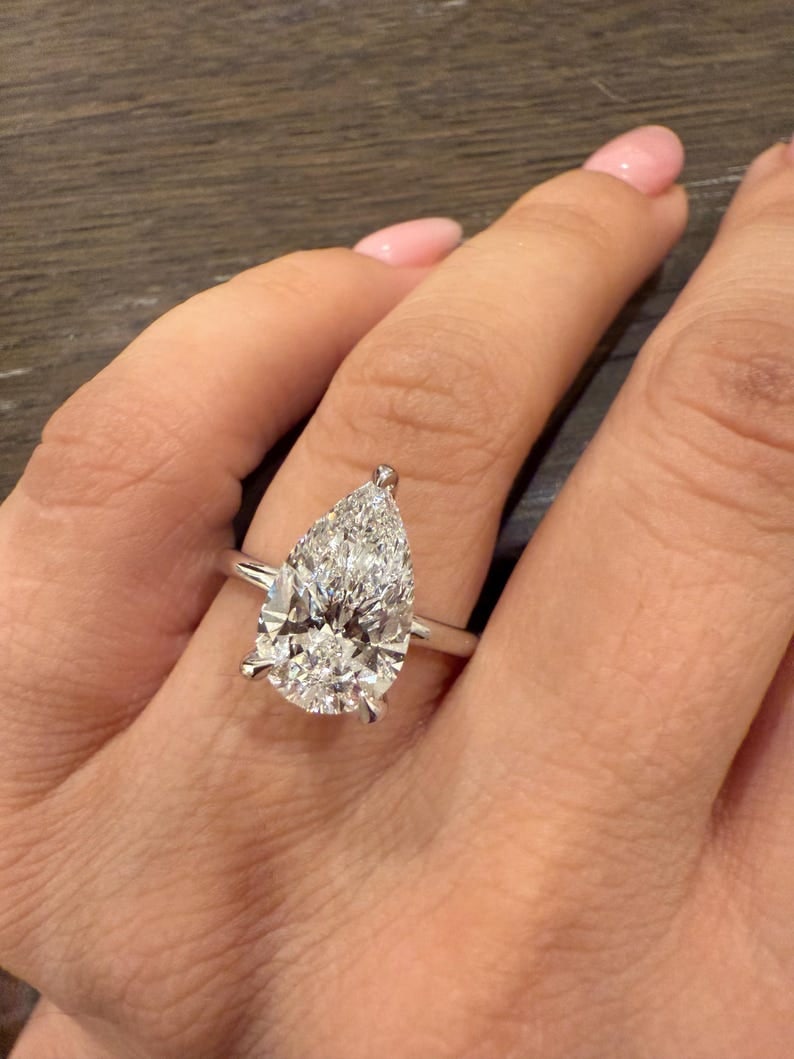 Certified 7.00 Carat Pear Cut D VVS1 Lab Grown Diamond Engagement Ring in 14K White Gold Solitaire: 7.00 Carat Pear Cut D VVS1 Lab Grown Diamond Engagement Ring in 14K White Gold Solitaire Ring| Luxury Promise Ring |Ring Size US - 7