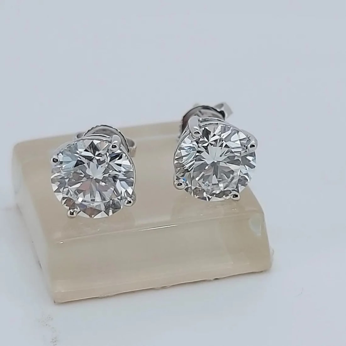 Certificted 3.00 Carat Round Cut D VVS1 Lab Grown Diamond 14k White Gold Earrings (1 of 3)