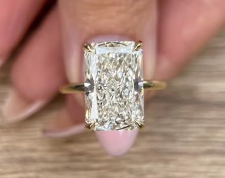 Certificted 10.00 Carat D VVS1 Radiant Cut Lab Grown Diamond 14k Yellow Gold Engagment Ring: Certificted 10.00 Carat D VVS1 Radiant Cut Lab Grown Diamond 14k Yellow Gold Engagment Ring | Ring Size US 7