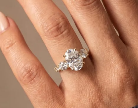 Certificted 5.00 Carat D VVS1 Oval Cut Lab Grown Diamond 14k Rose Gold Unique Ring (1 of 4)