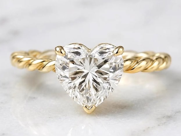 Certificted 1.5 Carat D VVS1 Heart shape Lab Grown Diamond 14k Yellow Gold Solitaire Engagment Ring: Certificted 1.5 Carat D VVS1 Heart shape Lab Grown Diamond 14k Yellow Gold Solitaire Engagment Ring|Ring Size US - 6
