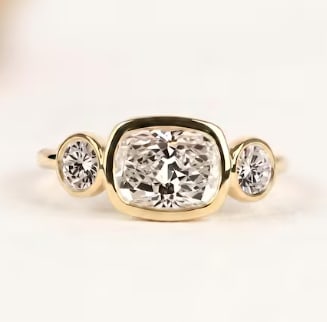 Certificted 2.50 Carat D VVS1 Radiant Cut Lab Grown Diamond 14k Rose Gold Ring: Certificted 2.50 Carat D VVS1 Radiant Cut Lab Grown Diamond 14k Rose Gold Ring|Side Stone Lab Grown Diamonds VVS1 D Color Round Cut 0.40 ct Ring Size US - 7