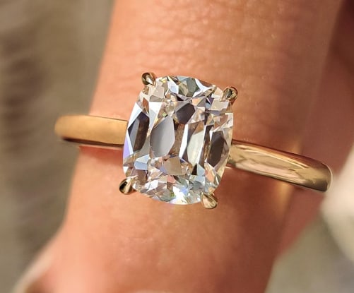 Certificted 2.00 Carat D VVS1 Old Mine Cushion Cut Lab Grown Diamond 14k Rose Gold Solitaire Ring: Certificted 2.00 Carat D VVS1 Old Mine Cushion Cut Lab Grown Diamond 14k Rose Gold Solitaire Ring|Ring Size US - 6