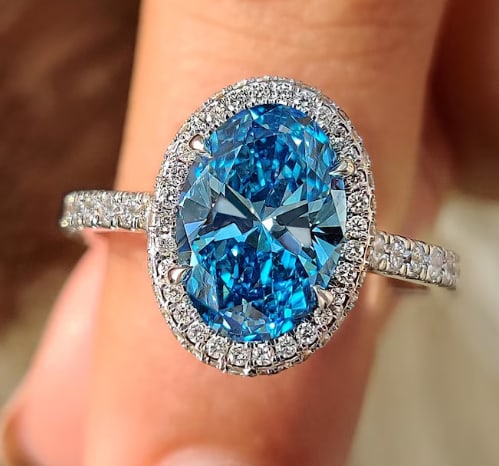 Certificted 4.00 Carat Oval Cut Blue Lab Grown Diamond 14k White Gold Engagment Ring: Certificted 4.00 Carat Oval Cut Blue Lab Grown Diamond 14k White Gold Engagment Ring|Side Stone Lab Grown Diamonds VVS1 D Color Round Cut 0.60 ct Ring Size US - 7