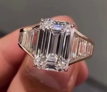 Certificted 8.00 Carat D VVS1 Emerald Cut Lab Grown Diamond 14k Yellow Solid Gold Engagment Ring: Certificted 8.00 Carat D VVS1 Emerald Cut Lab Grown Diamond 14k Yellow Gold Engagment Ring - Side Stone Lab Grown Diamonds Fancy Cut VVS1 D COLOR 1.20 ct - Ring Size US 7