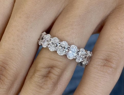 Certificted 5 Carat D VVS1 Oval Cut Lab Grown Diamond 14k White Gold Engagment Band: Certificted 5 Carat D VVS1 Oval Cut Lab Grown Diamond 14k White Gold Engagment Band - Ring Size US 8