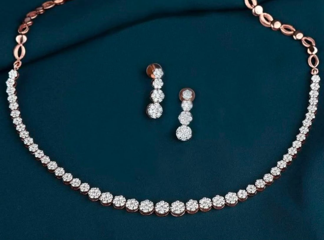 Certifict 7 Carat D VVS1 Round Cut Lab Grown Diamond 14k Rose Gold Necklace: Certifict 7 Carat D VVS1 Round Cut Lab Grown Diamond 14k Rose Gold Necklace - 16 INCH