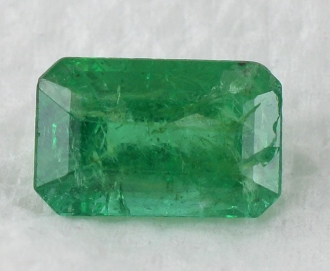 Certified 3.03 Carat Natural Zambian Green Emerald Loose Stone: Certified 3.03 Carat Natural Zambian Green Emerald Loose Stone - Emerald 11x7x5.45 MM