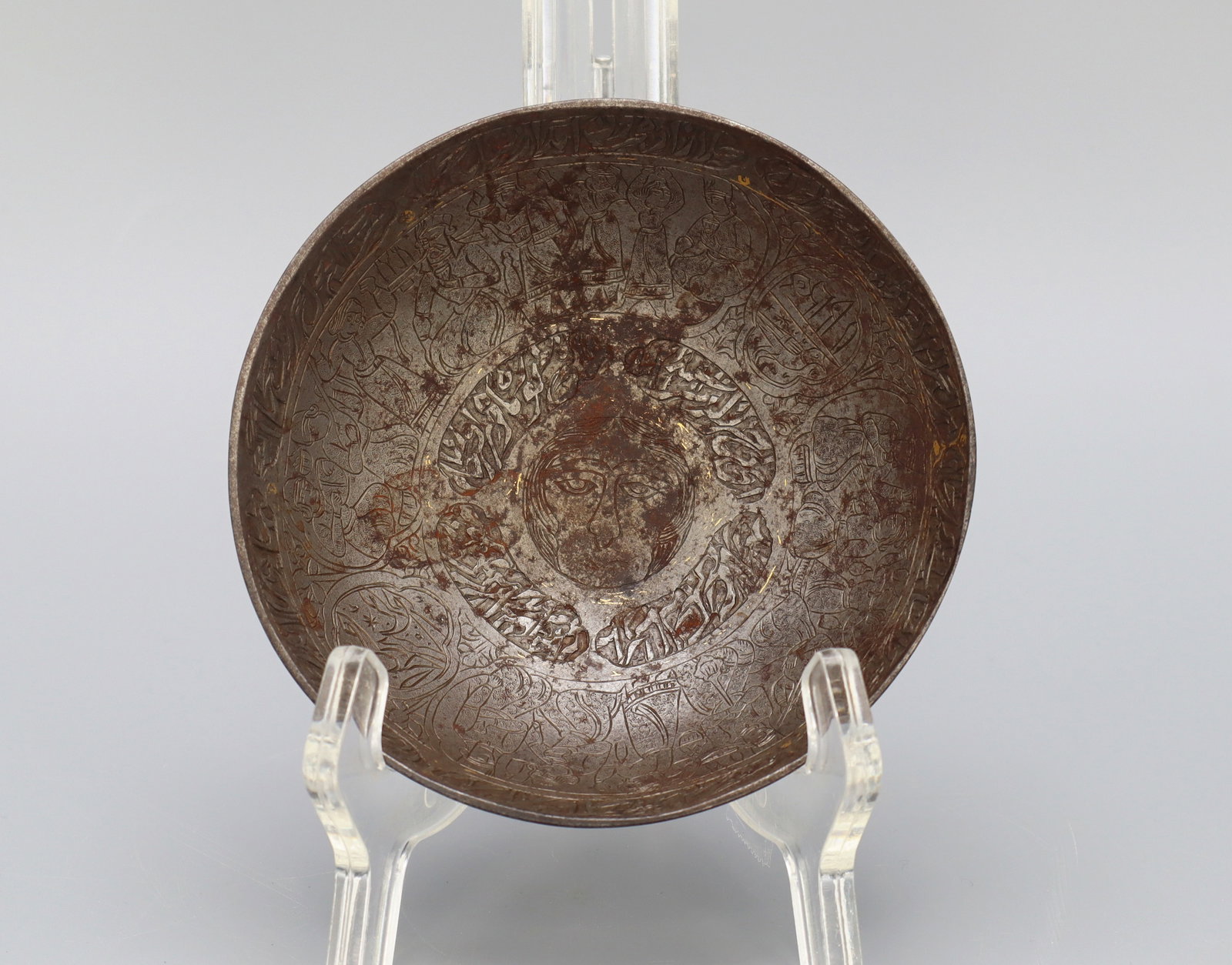 Antique 19th C Persian Qajar Engraved Steel Bowl Phiale: An Antique 19th Century Persian Steel Bowl. Qajar Period, 1795 To 1925. Presumably A Phiale For Wine Tasting. The Item Is Decorated With Engraved Calligraphy And Islamic Ornaments On Both Sides. Fine 