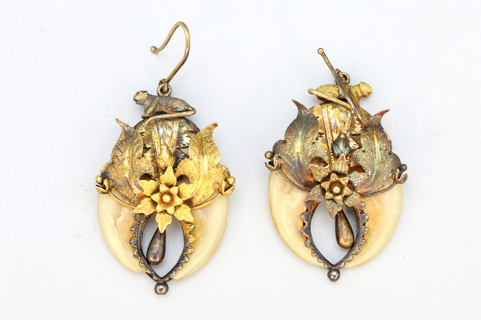 Antique 19th Century Jewlery, Victorian Era 15KT Gold And Tiger Claws Earrings, RARE (1 of 4)