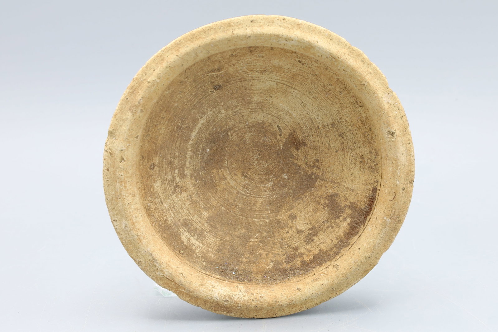 Holy Land, An Iron Age Pottery Plate, Circa 10th Century BC, Levant, Near East Antiquities: Ancient Near Eastern Levant, Holy Land, Iron Age Plate Dated As Circa The 900 to 600 BC. An Elegant Utilitarian Domestic Pottery Artifact. Dimensions, 15 cm x 4 cm. Provenance, Ex NY Collection. DISCL