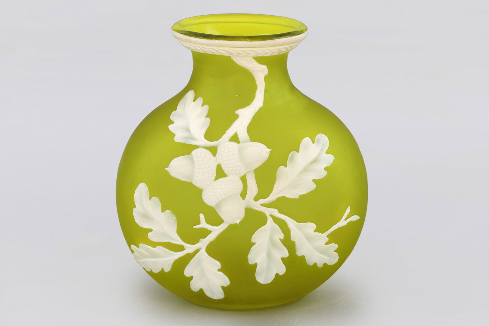 Lemon Yellow Glass Cameo Floral Vase With White Acorn Oak Accents, British, Thomas Webb: An Antique English Lemon Yellow Cameo Glass Vase Attributed To Thomas Webb And Sons. The Globular Shaped Vase Is Made Of Frosted Yellow Glass, Featuring An Opaque White Overlay With Acorn Branches, An