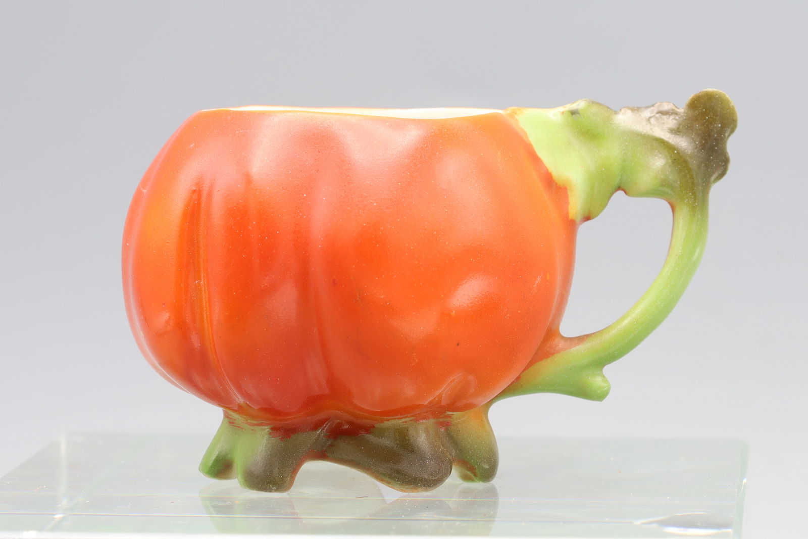 Antique Royal Bayreuth Bavaria Porcelain Tomato Shaped Cup With Handle. Small Size (1 of 4)