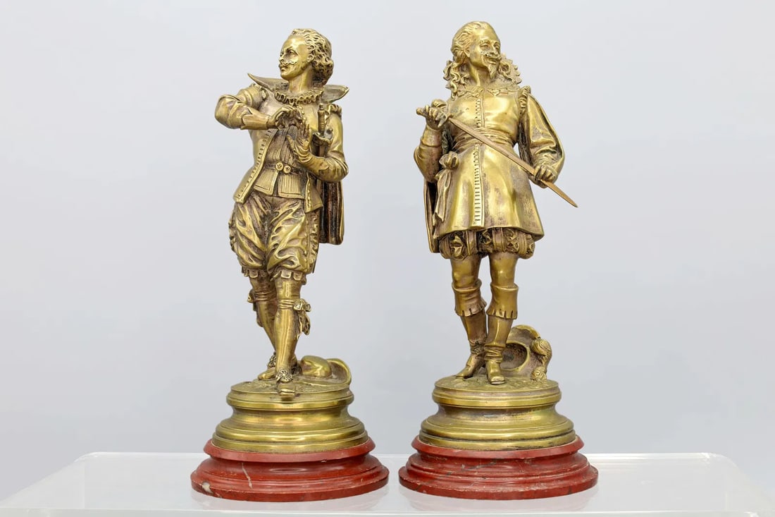 Antique Late 19th Century French Bronze Figures of Musketeer Soldiers, Signed A Claude (1 of 8)