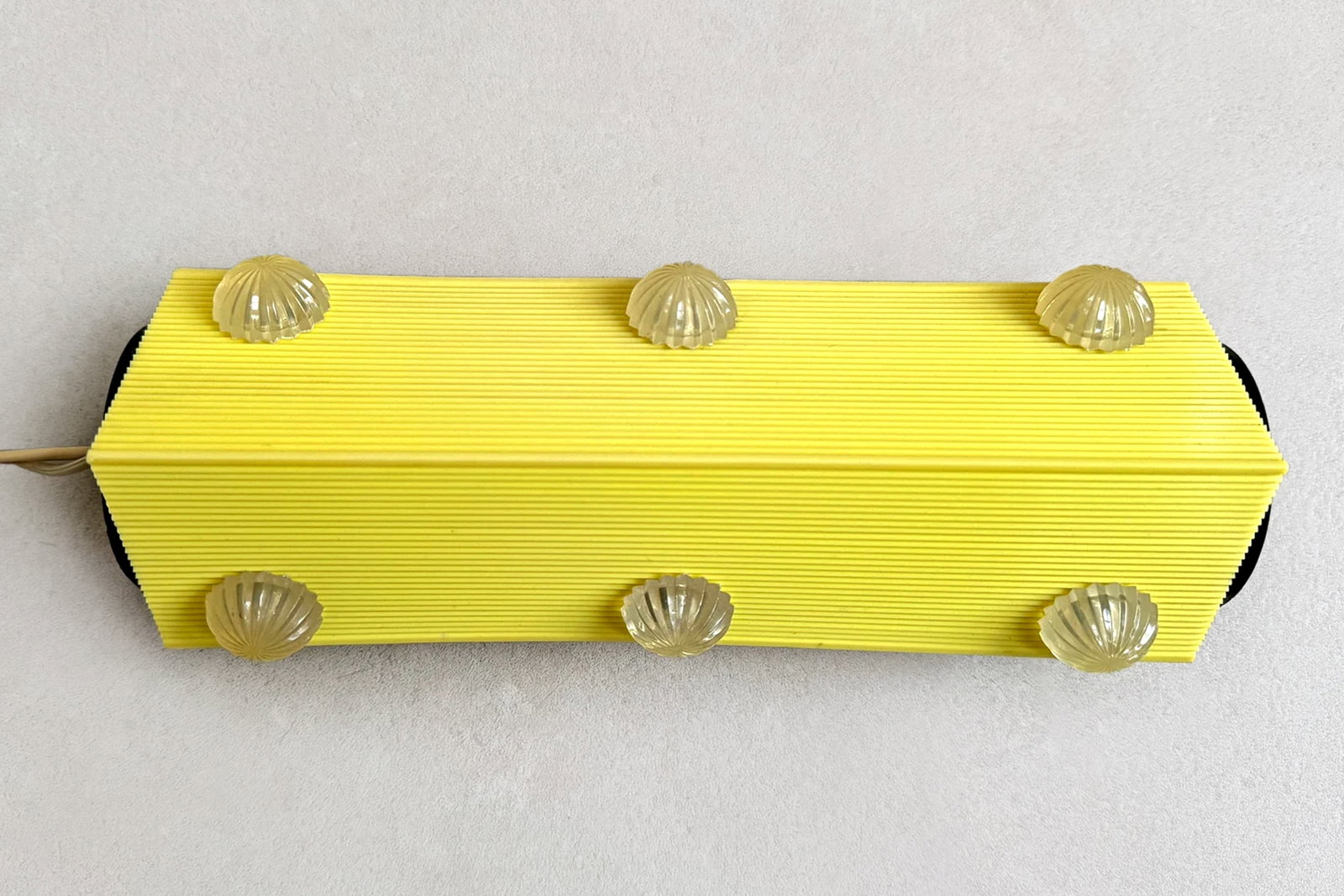 Italian Postmodernism A Brevettato Designed Lamp, Vintage 1970s Wall Lamp For Bedroom: Italian Postmodernism A Brevettato Designed Lamp, Vintage 1970s Wall Lamp For Bedroom. Lemon Yellow Plastic And Clear Acrylic Accents For Filtering Light. Dimensions Width 23 Cm, Depth 7.5 Cm, Height