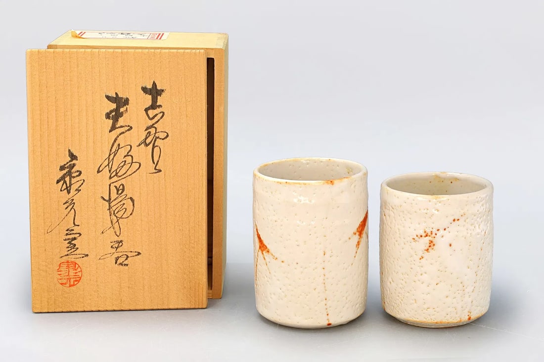 Vintage 1980s Japanese Ceramics SENCHA Tea Cups, A Pair. Hagi Ware Pottery By Yasumoto Sano: Yasumoto Sano, Vintage 1980s Japanese Ceramics SENCHA Tea Cups, A Pair. Hagi Ware Pottery. Condition As Shown In The Pictures, Its A Good Condition For The Age. No Chips, No Cracks. Dimensions, Diamet