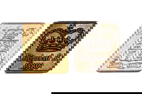1970 And 1980, A Pair Of Royal Mint Queen Elizabeth II Rectangular Bronze Collectors Medals: 1970 And 1980, A Pair Of Royal Mint Queen Elizabeth II Rectangular Bronze Collectors Medals. Disclaimer: Read The Description And Watch Carefully The Images Provided. Ask Any Questions Before You Plac