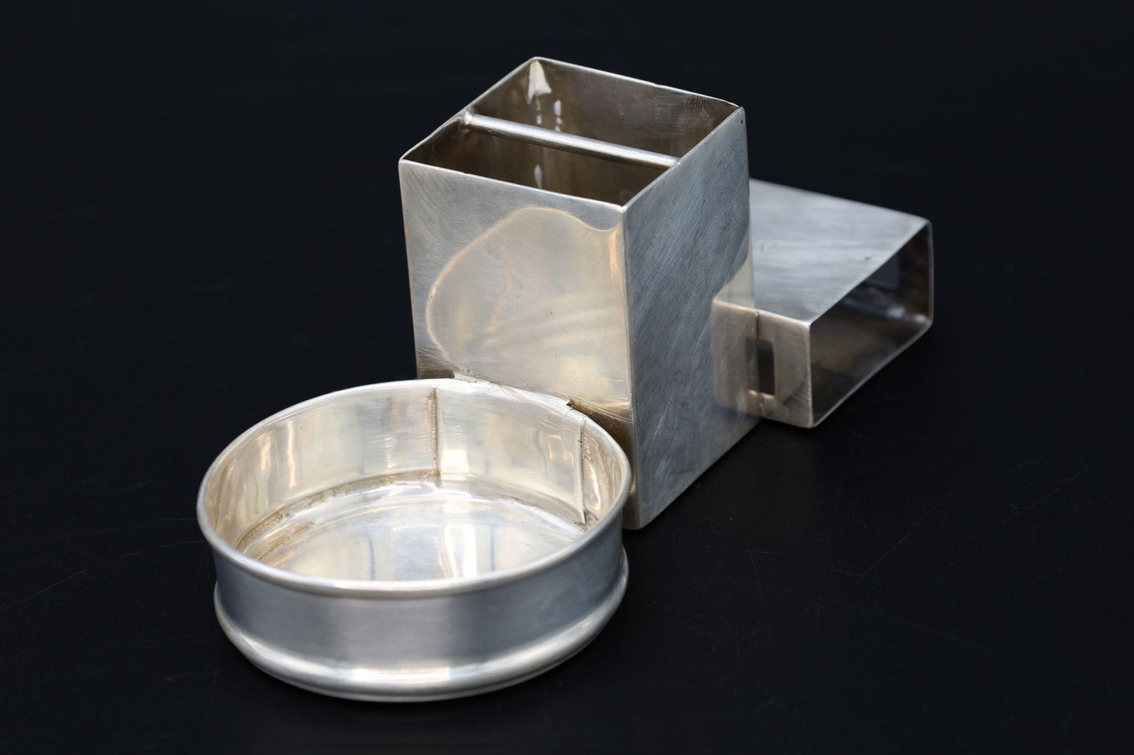 Vintage American Silver 1940s Tobacciana Smoking Set, Ashtray, Matchbox And Cigarette Holder Combo: Dimensions: Length 4.125 Inches. Weight 59.5 Grams. All Measurements Are Approximate. Smoking Set, Combo Of Ashtray, Matchbox And Cigarette Holder, Sterling Silver Brand Chatillon Co, Vintage American