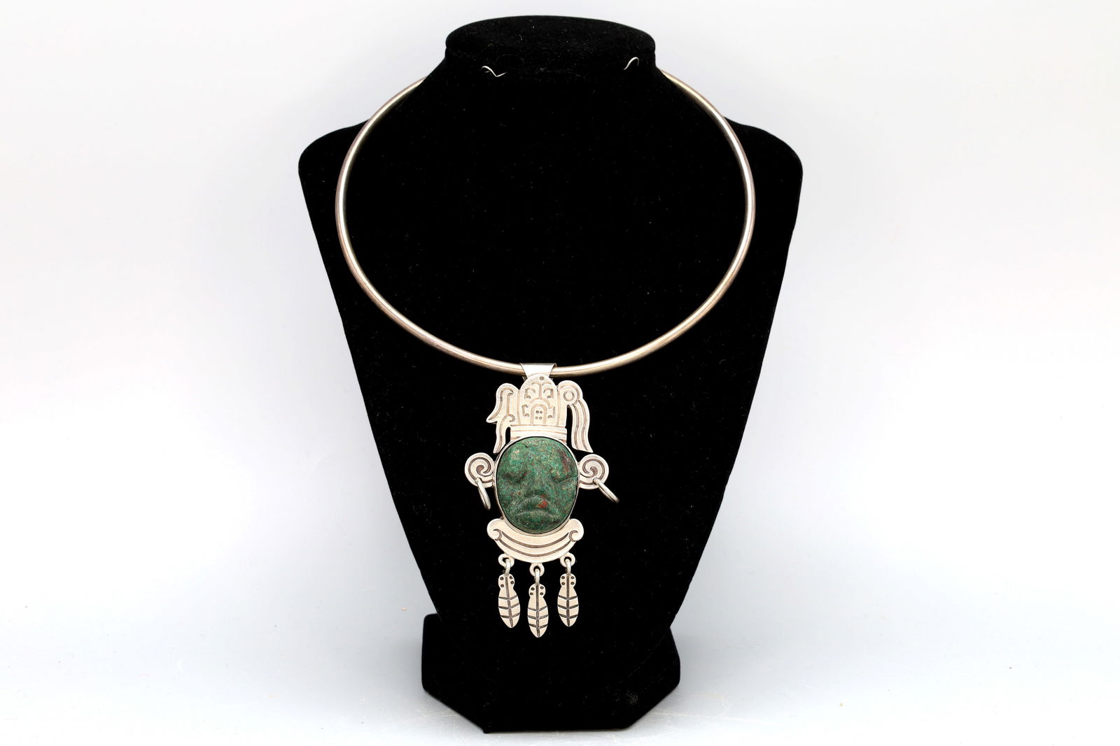 Vintage Art Deco Mexican Jewelry, A Sterling Silver Torc Collar Necklace And Pendant In Mayan Aztec (1 of 6)