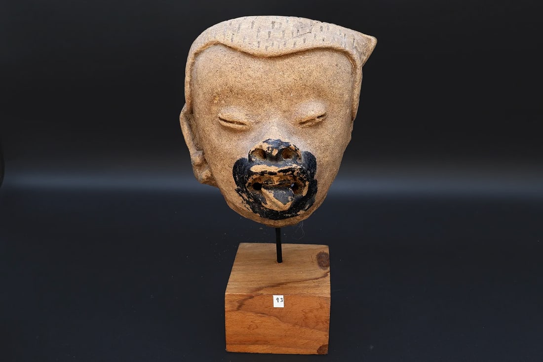 Ancient Pre Columbian Veracruz Pottery Human Head Figure, Remojadas Type Between 400 to 600 AD: Classic Period, Circa 400 to 600 AD Remojadas type. A beautiful molded head with headdress, expressive open mouth face, naturalistic nose and heavily laden slit eyes with mouth area painted in black b