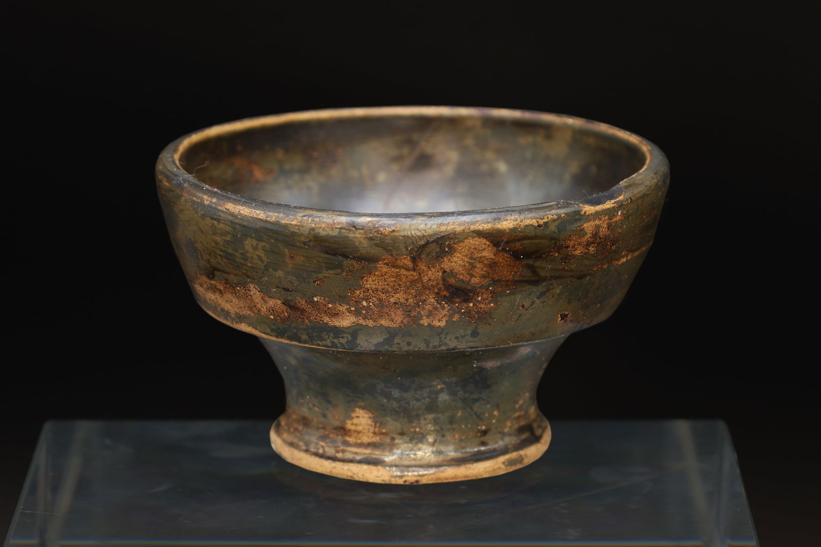 Magna Graecia Blackware Pottery Antiquities, Apulia Circa 4th Century BC Salt Cellar, Ancient Greek: RARE, Magna Graecia Blackware Pottery Antiquities, Apulia Circa 4th Century BC Salt Cellar Campanian Type, Ancient Greek And Italian Ceramics Bowl, Rare Collectibles, Iron Age. This small piece is ver