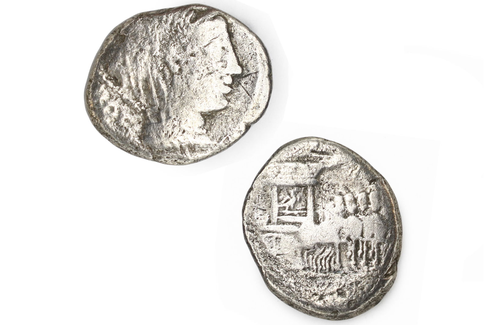 Ancient Roman Republic, A Silver Denarius Coin Of 16 Asses, Year 87 BCE, Goddess Juno And Quadriga (1 of 4)