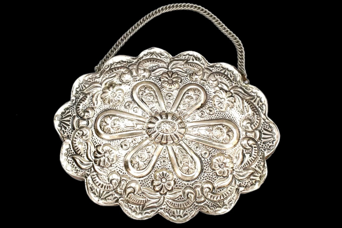 Vintage Turkish 900 Silver Mirror With Embossed Floral Motif And Strap For Wall Hanging, Hallmarked: Turkish 900 Silver Mirror With Embossed Floral Motif And Strap For Wall Hanging, Hallmarked. DISCLAIMER: Read The Description And Watch Carefully The Images Provided. Ask Any Questions Before You Plac