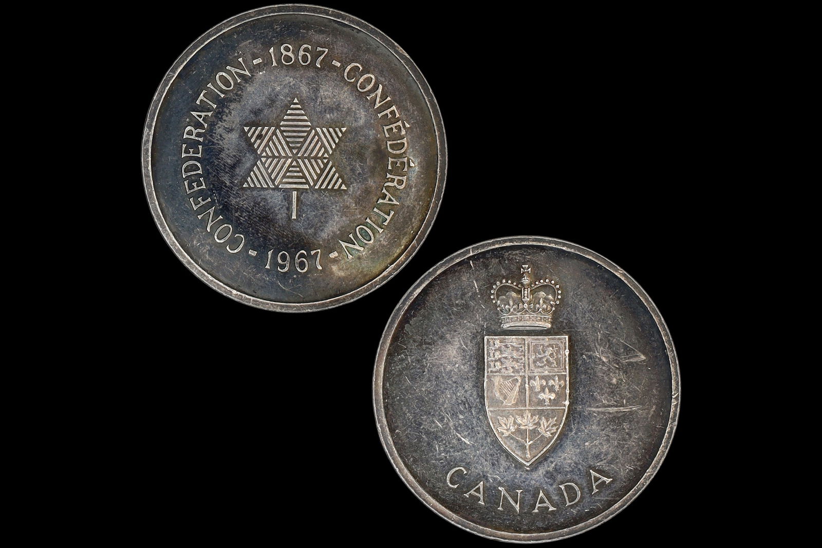 1967 Canada Confederation Centennial Medal, Silver 999 Grade, Royal Canadian Mint of Ottawa: 1967 Canada Confederation Centennial Medal, Silver 999 Grade, Royal Canadian Mint of Ottawa. Diameter 36 mm, Weight 25 grams. Obverse: Crowned arms of Canada. Script: Latin. Lettering: CANADA. Reverse