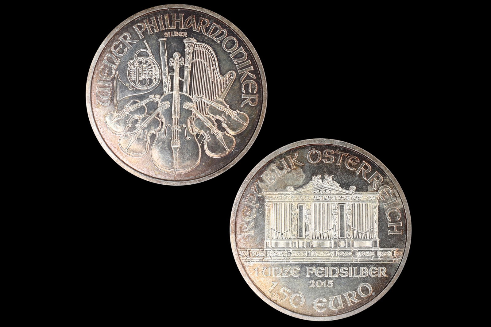 Austria Euro Coin Of 2009, Vienna Philharmonic, 999 Silver Grade Mint, 1 Ounce Of Fine Silver: Austria 1.5 Euro Silver Coin Of 2009, Vienna Philharmonic, The Golden Concert Hall, 999 Silver Grade Mint, 1 Ounce Of Fine Silver, Republik Osterreich Non Circulating Coins And Tokens. Obverse: The go