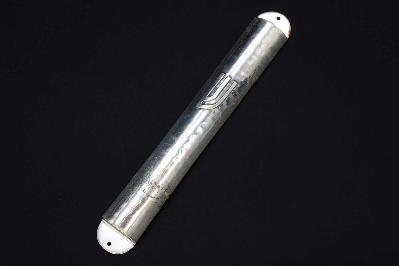 Mezuzah, Bier 925 Silver Case Made In Jerusalem Israel Shaddai Mezuzot, Judaica Arch Doorway Mezuzah: Dimensions, Length 6.125 inches, Width 0.75 inch, Weight 31 grams. All measurements are approximate. Surface wear and aging, Patina, some glue residues. Sold as pictured. Mezuzah, Bier 925 Sterling Si
