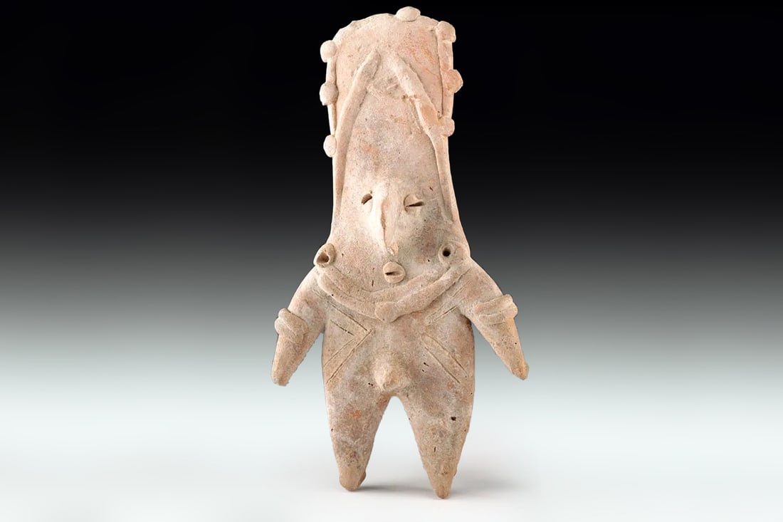 Ancient Pre Columbian Colima Jalisco, Tuxcacuesco Flat Body Figure, 300 BCE to 300 AD, West Mexico: Dimensions, 4.5 x 8.5 inches, equivalent 11.4 cm x 21.6 cm. All measurements are approximate. Provenance: private southwestern Pennsylvania, USA collection, acquired prior to 2000. Currently private N