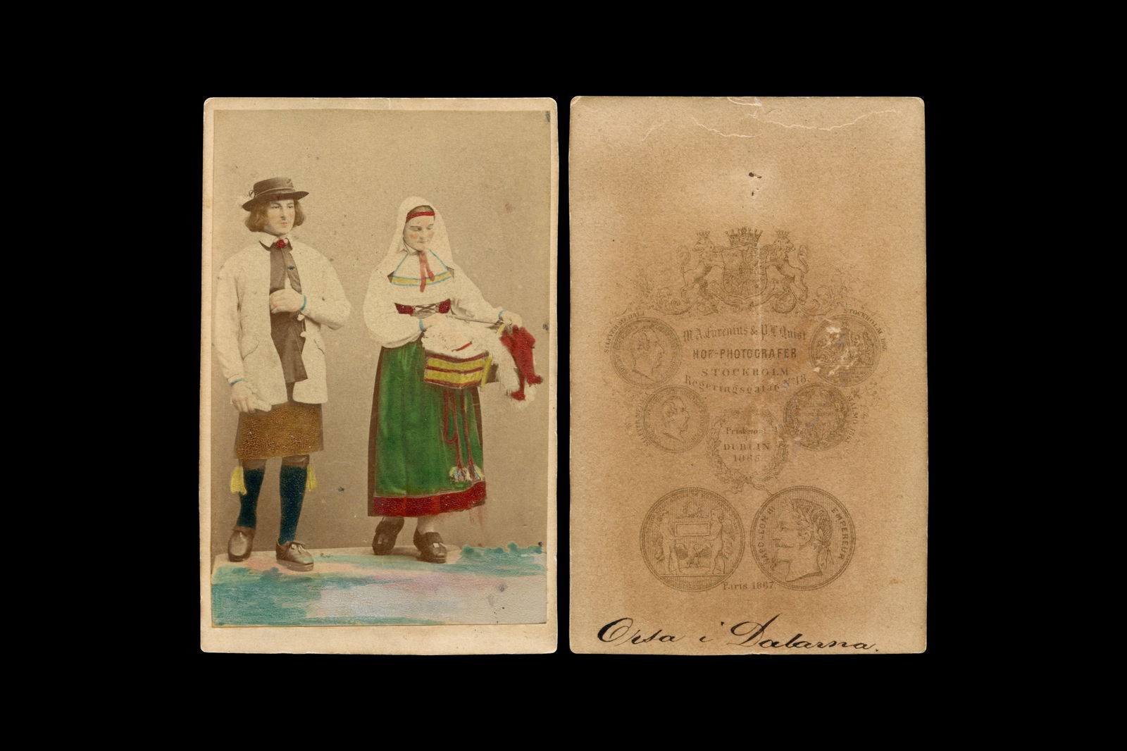 Antique 1870s Carte De Visite With A Couple In Traditional Swedish Folk Costumes, Eurenius And Quist: Dimensions: 2.5 x 3.9 inches. All measurements are approximate. Sold Exactly As Pictured. Antique 1870s Carte De Visite With A Couple In Traditional Swedish Folk Costumes From Orsa, Dalarna, Sweden, A